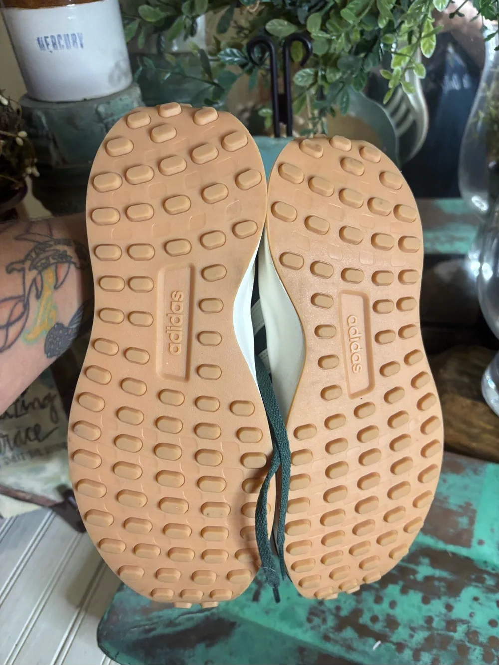 adidas Dark Green Lace-Up Sneakers with White Stripes and Pink Heel